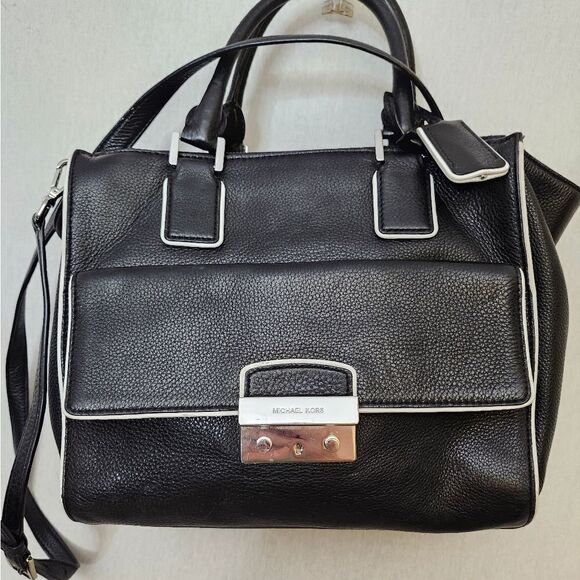 Michael Kors Medium Audrey Satchel classic black & white‎ pebbled leather bag - Picture 2 of 16